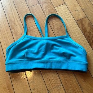COPY - Blue heather alo sports bra